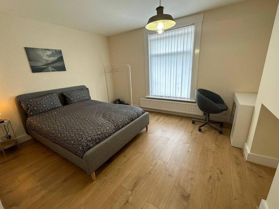 Big 3 Bedroom London House With 2 Bathroom Plumstead  Eksteriør bilde